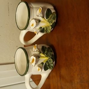 KMC Calla Lily Mugs, Set of 2 with Relief Ceramic Flowers